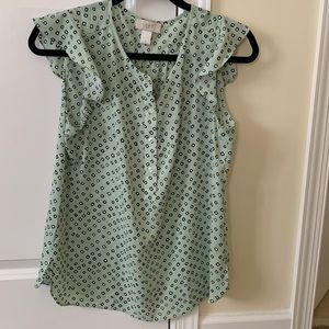 Women’s size small Ann Taylor professional blouse in great condition